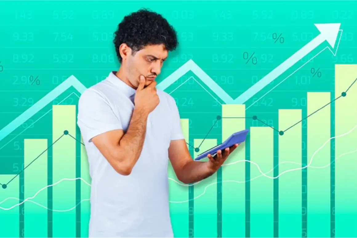 An-image-showing-a-graph-with-an-upward-trend-representing-the-increase-in-Average-Order-Value-AOV-and-a-person-holding-a-calculator-symbolizing-the-how-to-increase-AOV-strategy (1)